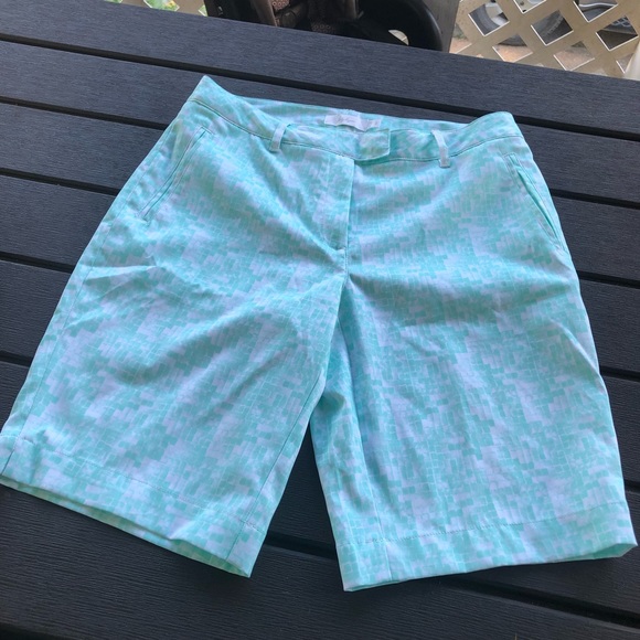 COPY - Lady Hagan Bermuda Short Size 2 - Picture 3 of 14